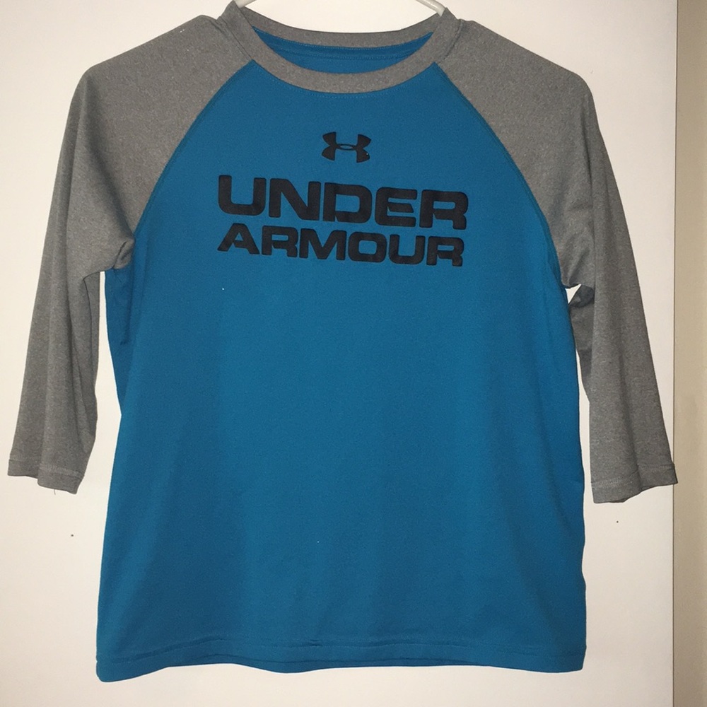 Under armour 3 quartered shirt